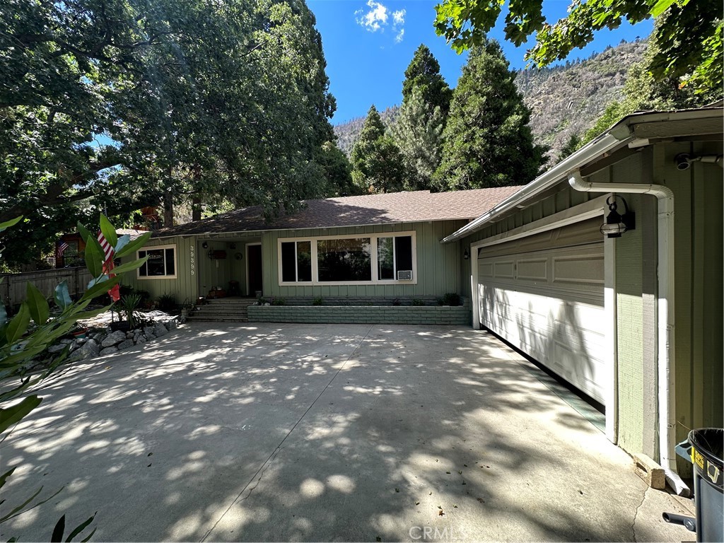 39399 Canyon Drive, Forest Falls, CA 92339