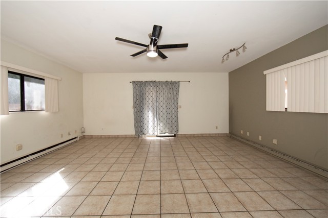 Detail Gallery Image 31 of 50 For 4402 Cathann St, Torrance,  CA 90503 - 4 Beds | 2/1 Baths