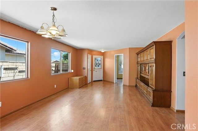 Detail Gallery Image 27 of 43 For 29193 Sunswept Dr, Lake Elsinore,  CA 92530 - 3 Beds | 2 Baths