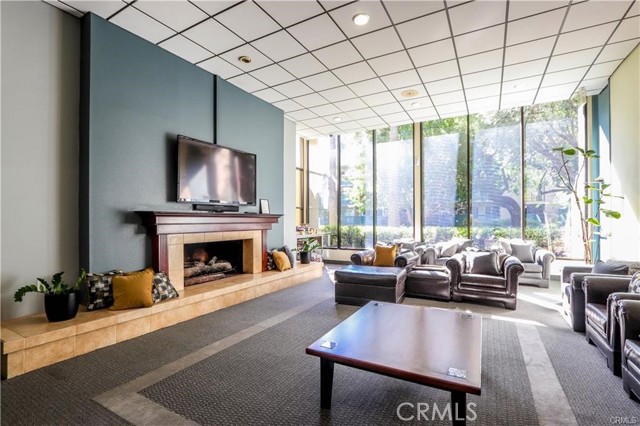 Detail Gallery Image 20 of 27 For 564 N Bellflower Bld #218,  Long Beach,  CA 90814 - 1 Beds | 1 Baths