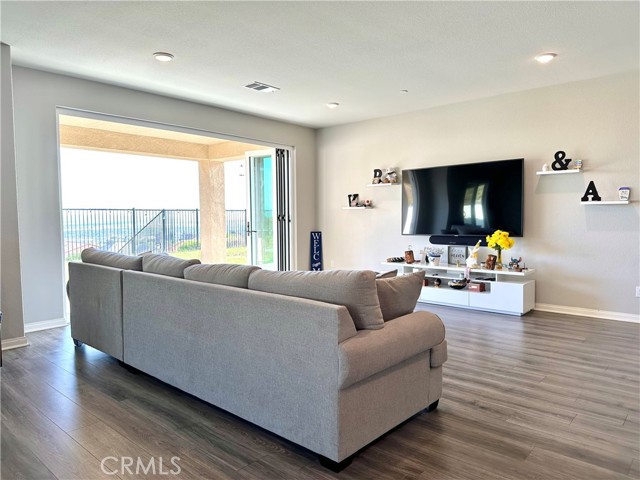 Detail Gallery Image 24 of 50 For 24897 Miners View Ln, Moreno Valley,  CA 92557 - 4 Beds | 2/1 Baths