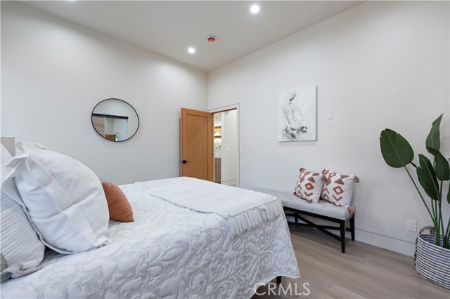 Detail Gallery Image 46 of 73 For 4026 Garden Ave, Los Angeles,  CA 90039 - 5 Beds | 4/2 Baths