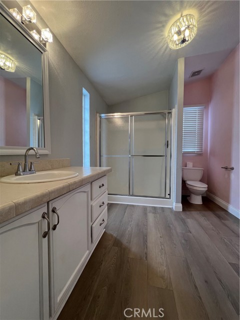9080 Bloomfield Avenue, Cypress CA: https://media.crmls.org/medias/3199e904-550f-476b-91c8-ef74c6991731.jpg