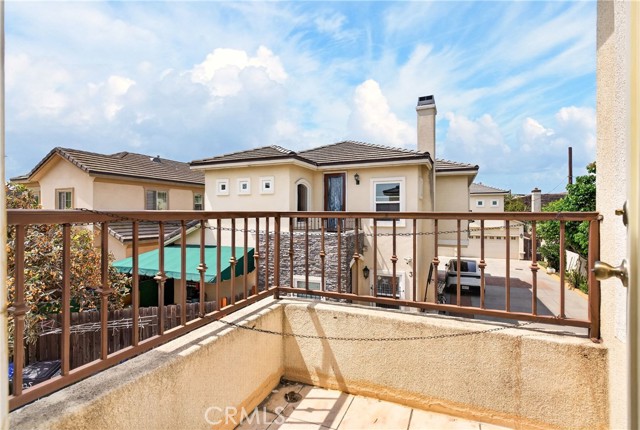 Detail Gallery Image 19 of 53 For 225 N Alhambra, Monterey Park,  CA 91755 - 4 Beds | 3 Baths