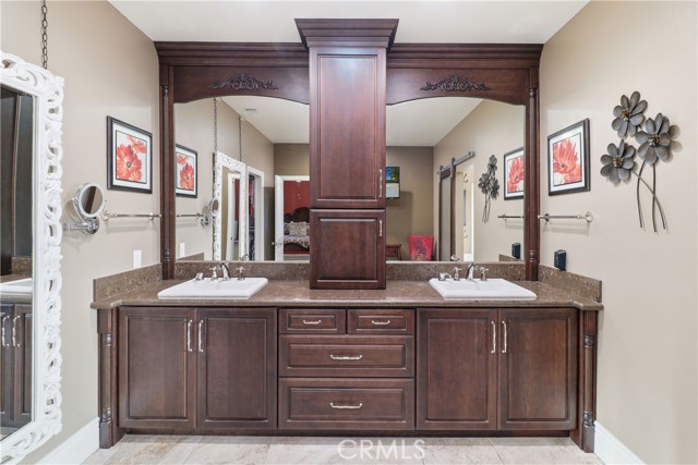 Image 36 of 52 For 16025 Perry Heights