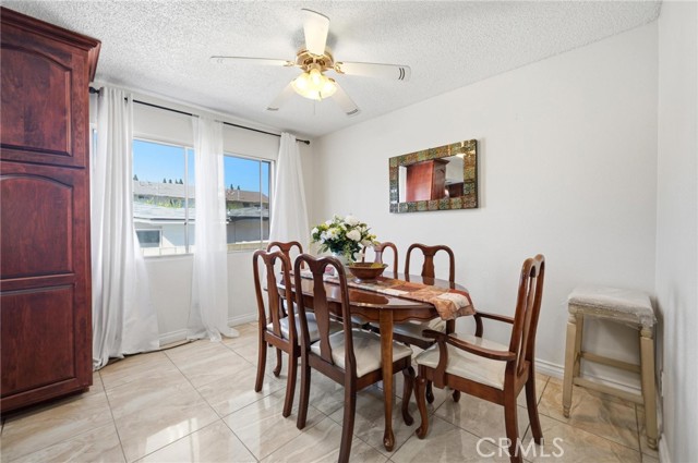 9200 Palm Street, 6 photo 7