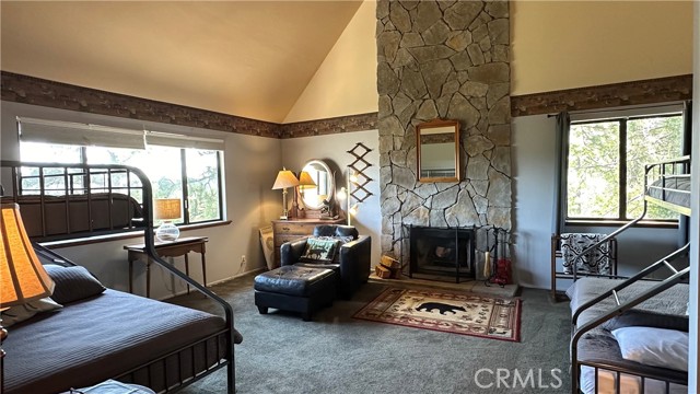 Detail Gallery Image 14 of 26 For 27808 Alpen Dr, Lake Arrowhead,  CA 92352 - 4 Beds | 3/1 Baths