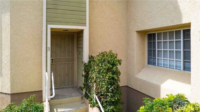 530 Pioneer Drive, 3 photo 3