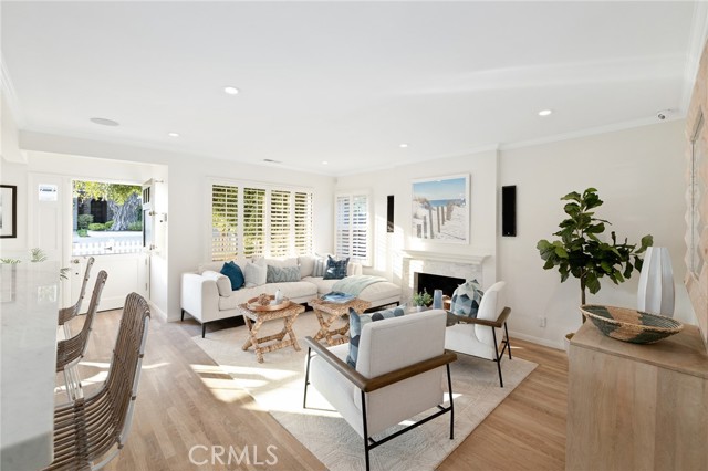 1500 Walnut Avenue, Manhattan Beach, California 90266, 3 Bedrooms Bedrooms, ,2 BathroomsBathrooms,Residential,Sold,Walnut,SB22011905