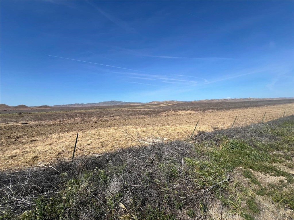 MLS #FR25110425 image #15