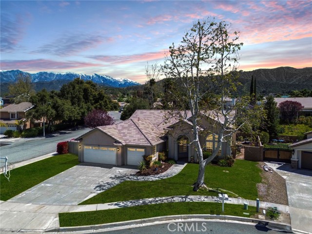 Detail Gallery Image 1 of 53 For 13663 Village Ct, Yucaipa,  CA 92399 - 4 Beds | 3 Baths