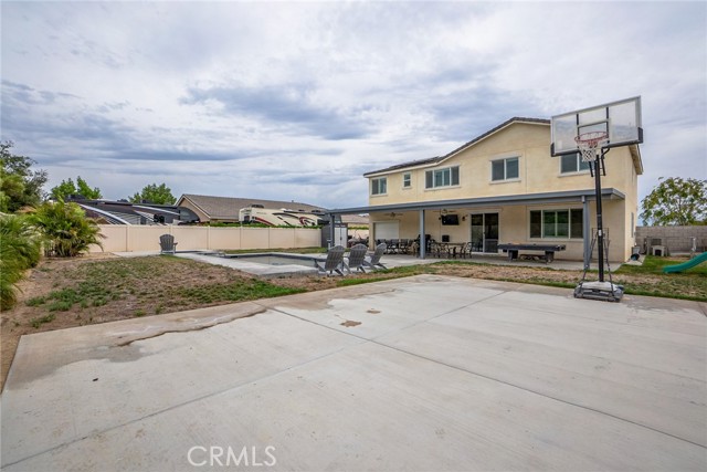 Detail Gallery Image 49 of 61 For 11703 Periwinkle Pl, Jurupa Valley,  CA 91752 - 5 Beds | 3 Baths