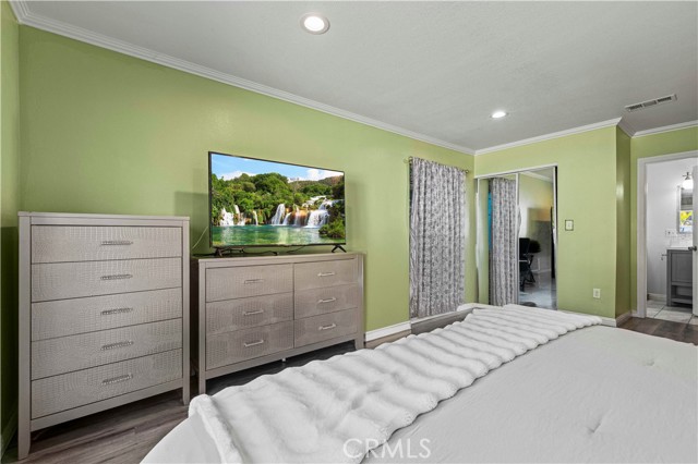 6225 Beard Street, Highland Park CA: https://media.crmls.org/medias/31a109c8-4530-4760-bf26-6d04e01327d8.jpg