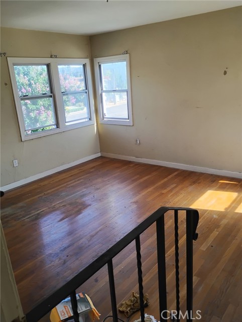 Detail Gallery Image 4 of 4 For 20923 Haviland Ave, Hayward,  CA 94541 - 2 Beds | 2 Baths