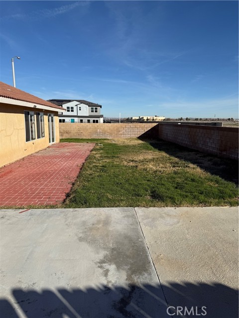 Detail Gallery Image 28 of 29 For 44762 Shadowcrest Dr, Lancaster,  CA 93536 - 3 Beds | 2 Baths