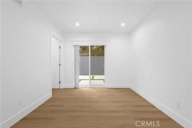 Detail Gallery Image 20 of 36 For 2922 12th Ave, Los Angeles,  CA 90018 - 4 Beds | 4 Baths