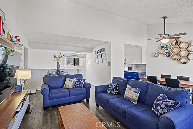 10465 Newhome Avenue, 6 photo 4