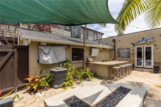 411 30th Street, Hermosa Beach, California 90254, 2 Bedrooms Bedrooms, ,2 BathroomsBathrooms,Residential,For Sale,30th,SB25025158