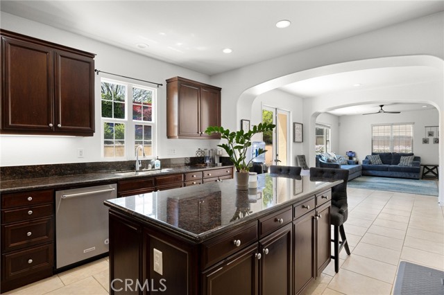 Detail Gallery Image 16 of 55 For 1526 Cole Ln, Upland,  CA 91784 - 4 Beds | 3 Baths