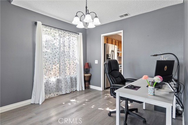 Detail Gallery Image 7 of 46 For 1433 Bentley Court, San Dimas,  CA 91773 - 4 Beds | 3 Baths