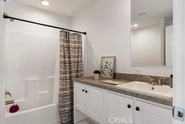 Detail Gallery Image 10 of 19 For 6042 Supreme Ct, Paradise,  CA 95969 - 3 Beds | 2 Baths