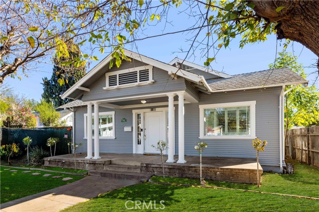 Detail Gallery Image 2 of 35 For 332 Chester Pl, Pomona,  CA 91768 - 4 Beds | 2 Baths