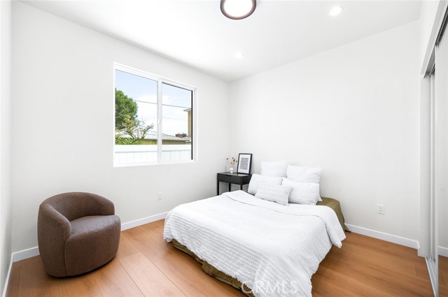 765 E Silva Street, Long Beach CA: https://media.crmls.org/medias/31a47d68-223d-4a95-abfb-9ac9812f8389.jpg