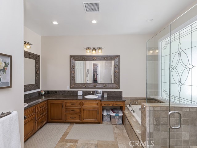 Detail Gallery Image 22 of 67 For 36410 Calle Puerta Bonita, Temecula,  CA 92592 - 5 Beds | 4/2 Baths