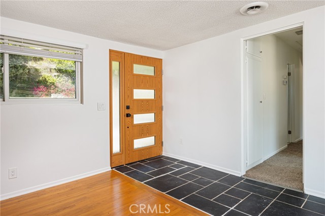 1007 Flamingo Road, Laguna Beach CA: https://media.crmls.org/medias/31a4f306-fb58-4721-a5c5-908e075eeae4.jpg
