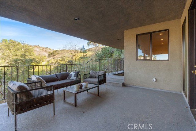 Detail Gallery Image 49 of 62 For 3250 Coldwater Canyon Ave, Studio City,  CA 91604 - 4 Beds | 4 Baths