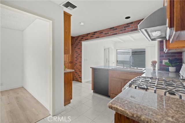 Detail Gallery Image 12 of 27 For 9138 Emperor, San Gabriel,  CA 91775 - 3 Beds | 2 Baths