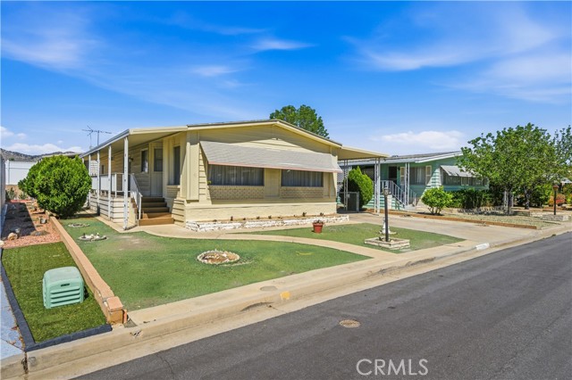 Detail Gallery Image 2 of 38 For 30856 Palmetto Palm Ave, Homeland,  CA 92548 - 2 Beds | 2 Baths