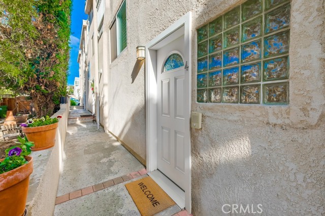 Detail Gallery Image 65 of 74 For 669 W 40th St #4,  San Pedro,  CA 90731 - 3 Beds | 2/1 Baths