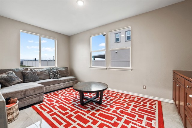 Detail Gallery Image 15 of 32 For 16483 Minneola, Riverside,  CA 92503 - 7 Beds | 4/1 Baths