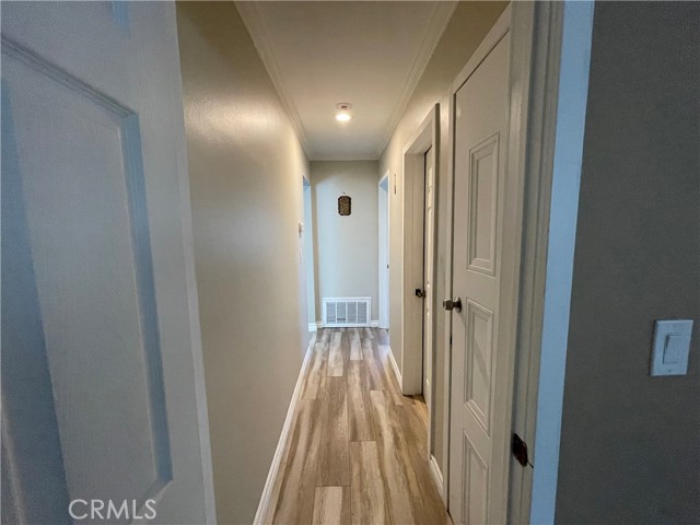 10443 Woodley Avenue, Granada Hills CA: https://media.crmls.org/medias/31a656c5-7de7-4cbf-a308-022369279107.jpg