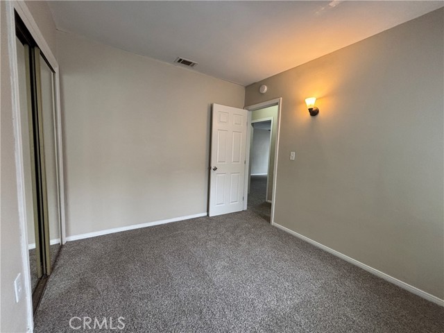 Detail Gallery Image 10 of 24 For 7447 Loma Verde Ave, Canoga Park,  CA 91303 - 3 Beds | 2 Baths
