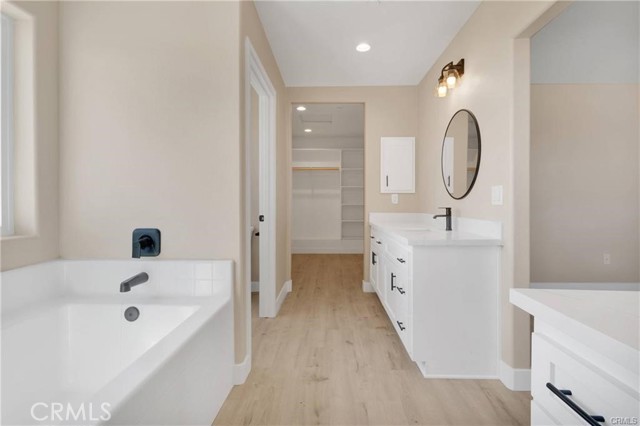 10628 Pauhaska Road, Apple Valley CA: https://media.crmls.org/medias/31a71acd-215f-4577-a13b-0f12f220e48a.jpg