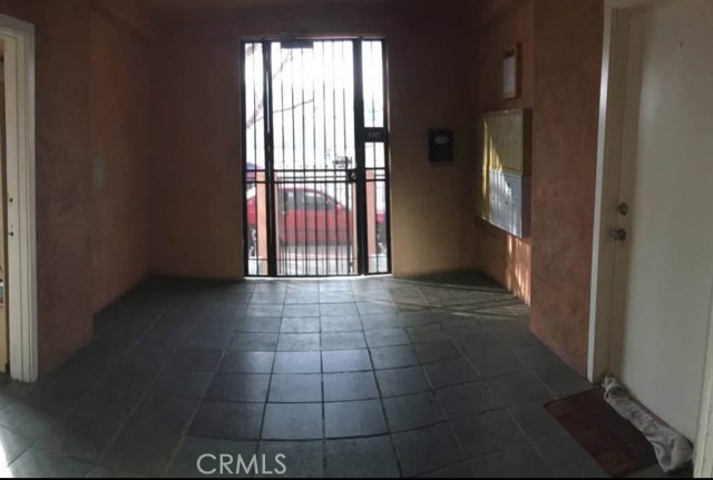 Detail Gallery Image 6 of 7 For 356 Gless St, Los Angeles,  CA 90033 - 0 Beds | 1 Baths