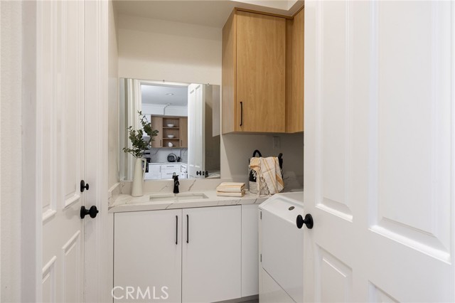 Detail Gallery Image 20 of 38 For 30 Long Bay, Newport Beach,  CA 92660 - 4 Beds | 3/1 Baths