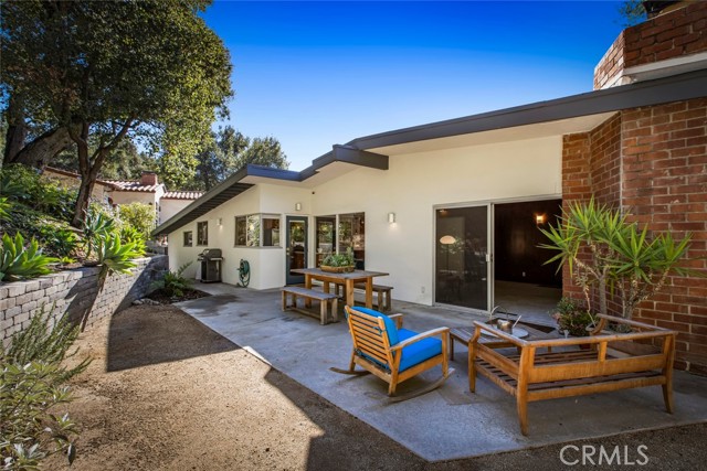 Detail Gallery Image 45 of 54 For 2820 E Chevy Chase Dr, Glendale,  CA 91206 - 2 Beds | 2 Baths