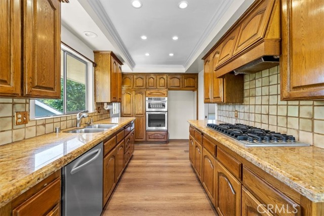 17 Pony Lane, Rolling Hills Estates, California 90274, 4 Bedrooms Bedrooms, ,3 BathroomsBathrooms,Residential,Sold,Pony,PV22150170