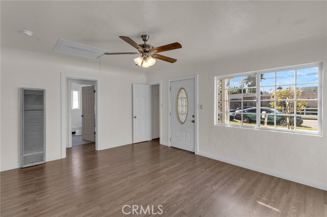 Detail Gallery Image 5 of 31 For 1409 E 59th St, Long Beach,  CA 90805 - 2 Beds | 1 Baths