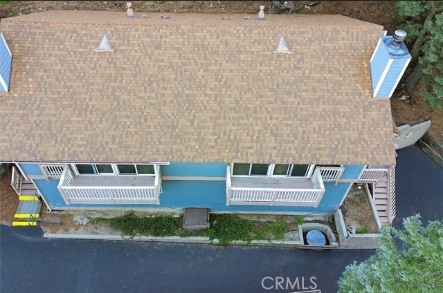 Detail Gallery Image 3 of 6 For 313 Canyon Crest, Lake Arrowhead,  CA 92352 - 3 Beds | 2 Baths