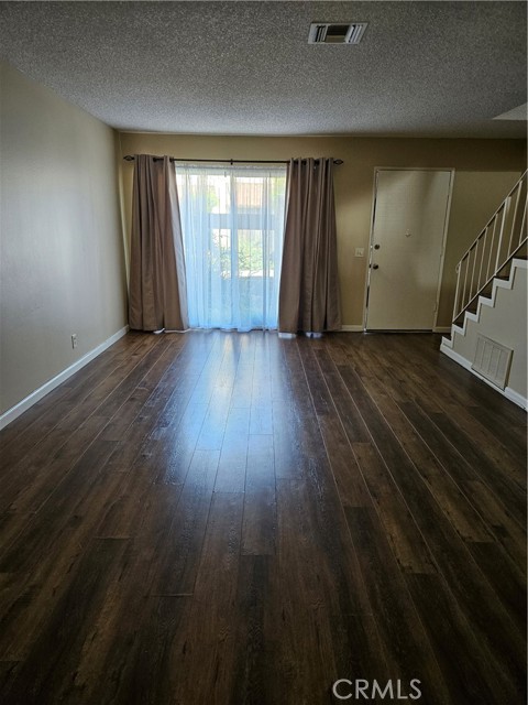 Detail Gallery Image 3 of 15 For 1218 Temple City Bld #11,  Arcadia,  CA 91007 - 3 Beds | 2/1 Baths