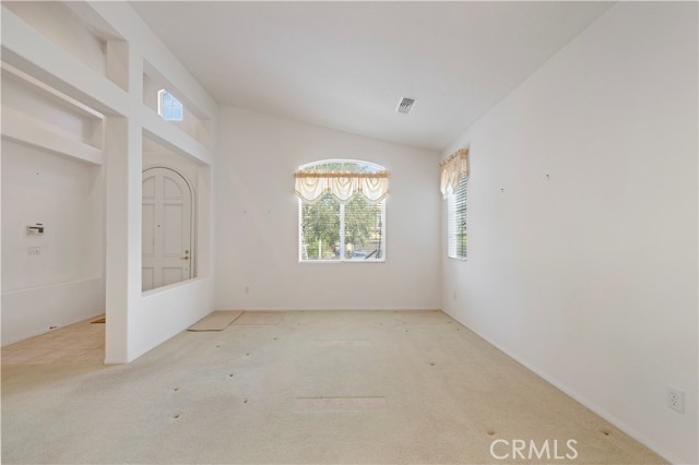 Detail Gallery Image 16 of 71 For 25018 Smokewood, Stevenson Ranch,  CA 91381 - 4 Beds | 3 Baths