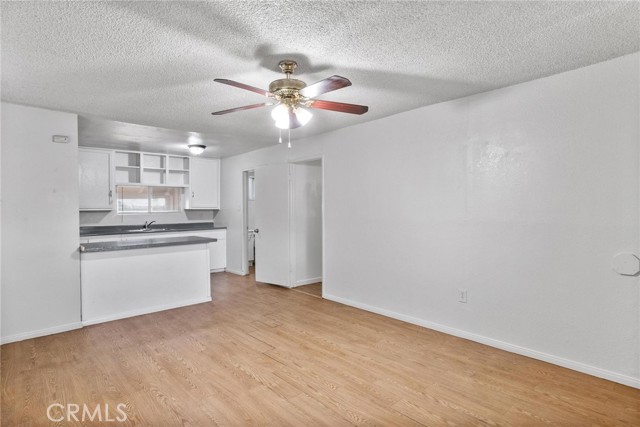 207 E 5th Street, Beaumont CA: https://media.crmls.org/medias/31aaa111-2fdb-4984-8a53-82538736fe17.jpg