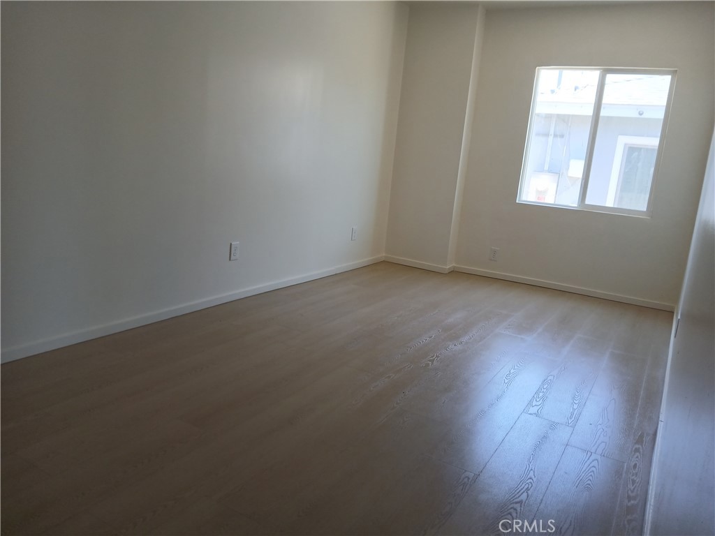 MLS #DW26154853 image #8