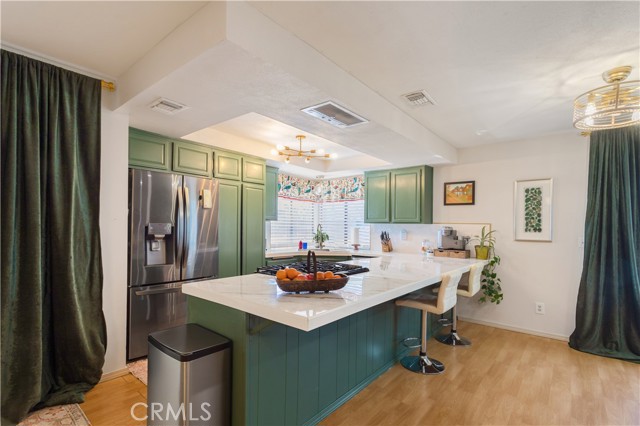 Detail Gallery Image 5 of 28 For 1442 Bella Vista, Redlands,  CA 92373 - 3 Beds | 2 Baths