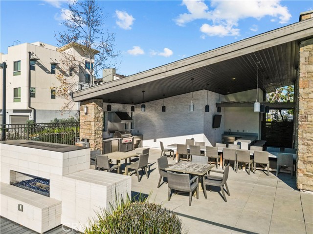 Detail Gallery Image 53 of 56 For 19542 Empire Ln, Northridge,  CA 91324 - 4 Beds | 4 Baths