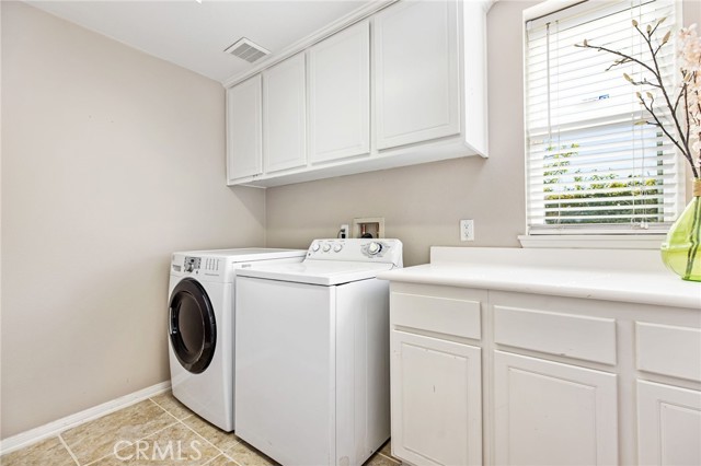 Detail Gallery Image 10 of 47 For 29131 Light Sails Ct, Menifee,  CA 92585 - 4 Beds | 2/1 Baths